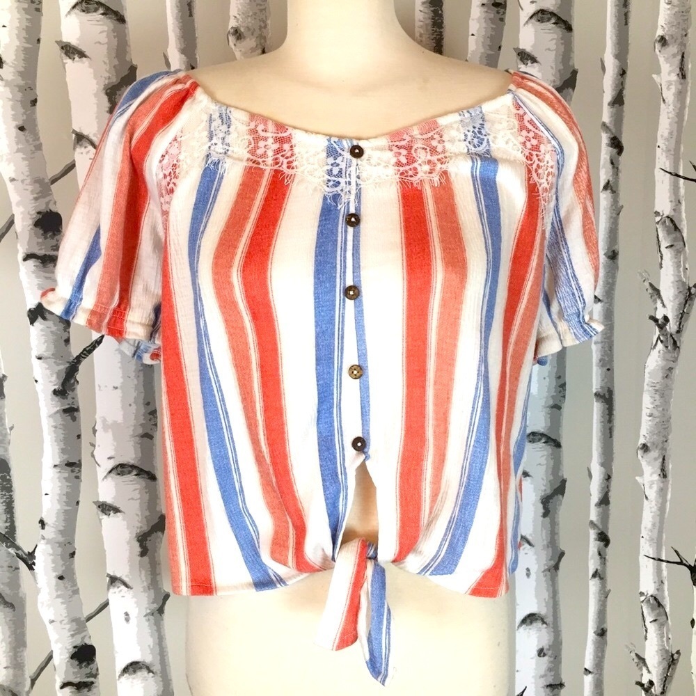 Stripped and tie front blouse with lace details